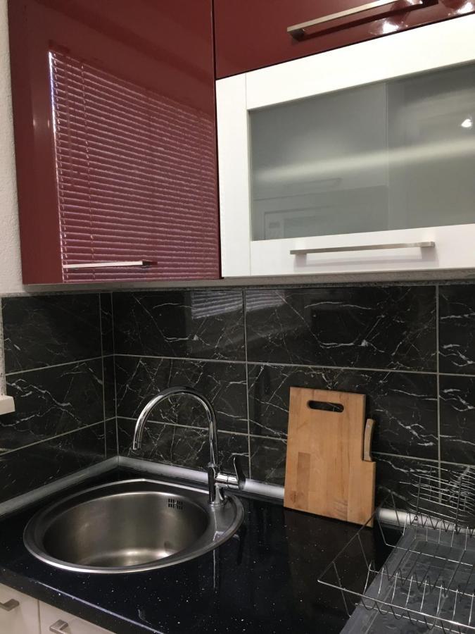 Luxury Apartment In The Heart Of Яйце Экстерьер фото