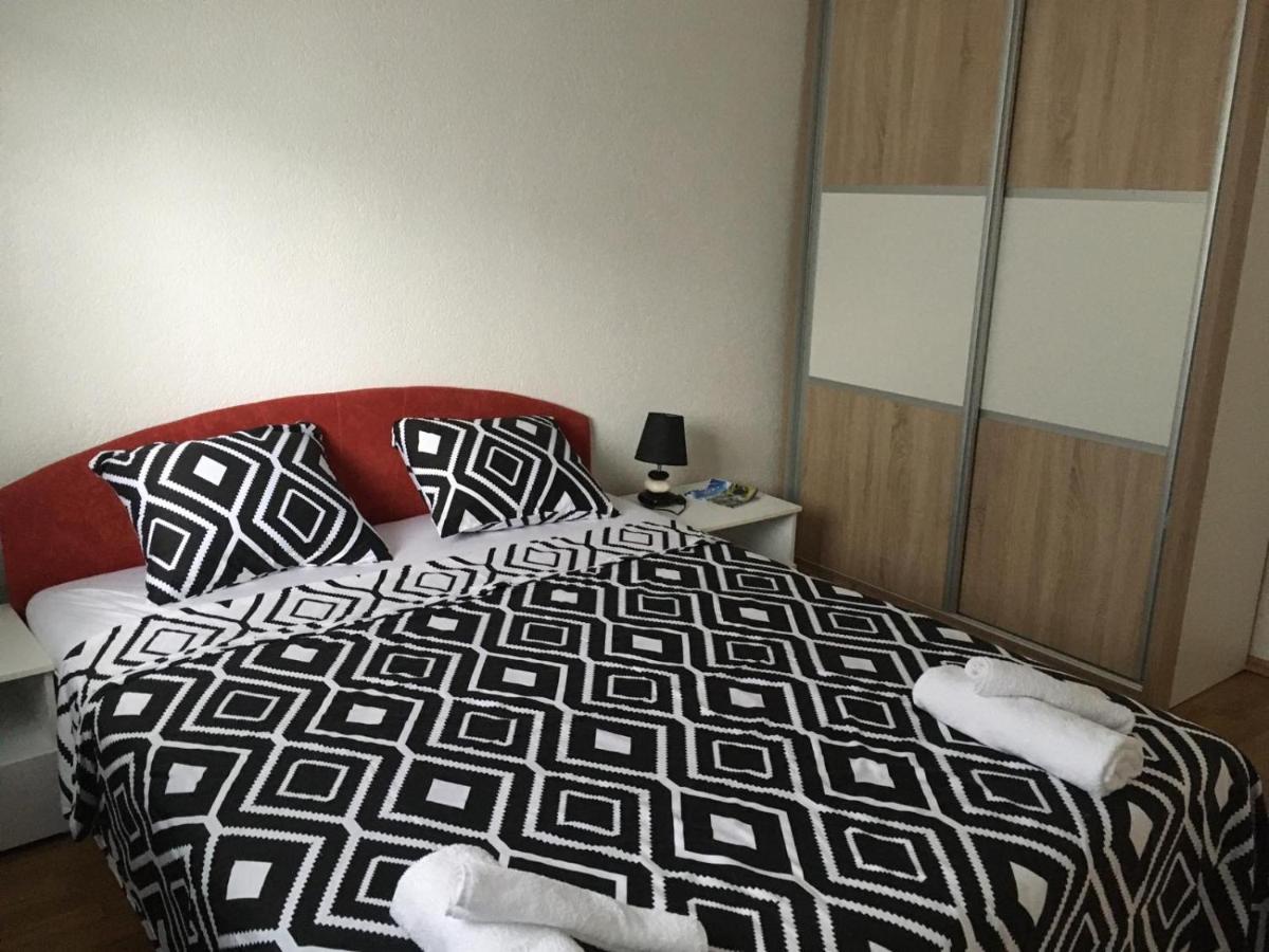 Luxury Apartment In The Heart Of Яйце Экстерьер фото