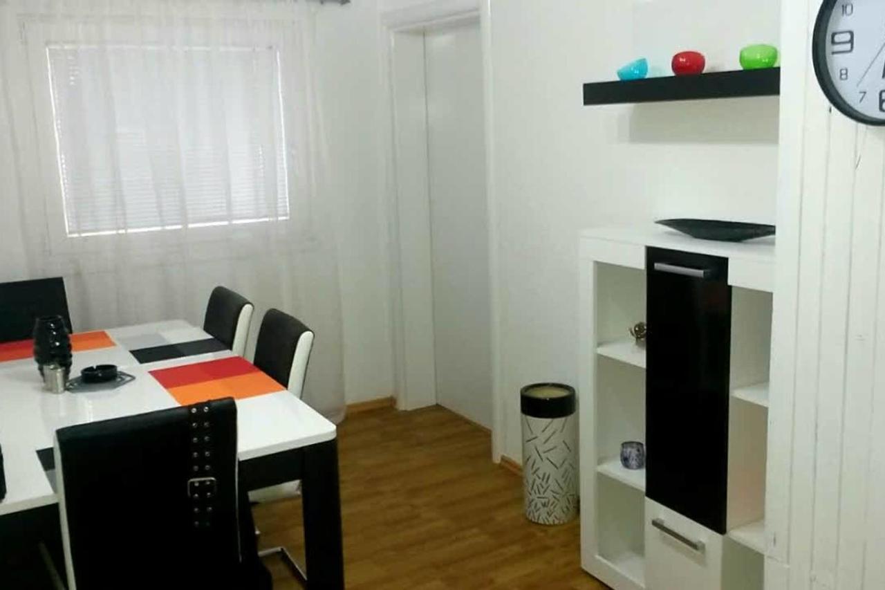 Luxury Apartment In The Heart Of Яйце Экстерьер фото